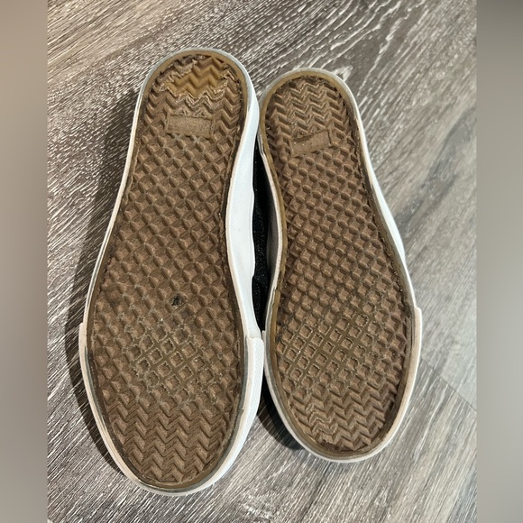 Girls size 13 💕 Metallic Shimmer Slip On Shoes - Picture 4 of 4